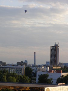 Hőlégballon Pozsony felett. Fotó © Haraszti Mária, 2009